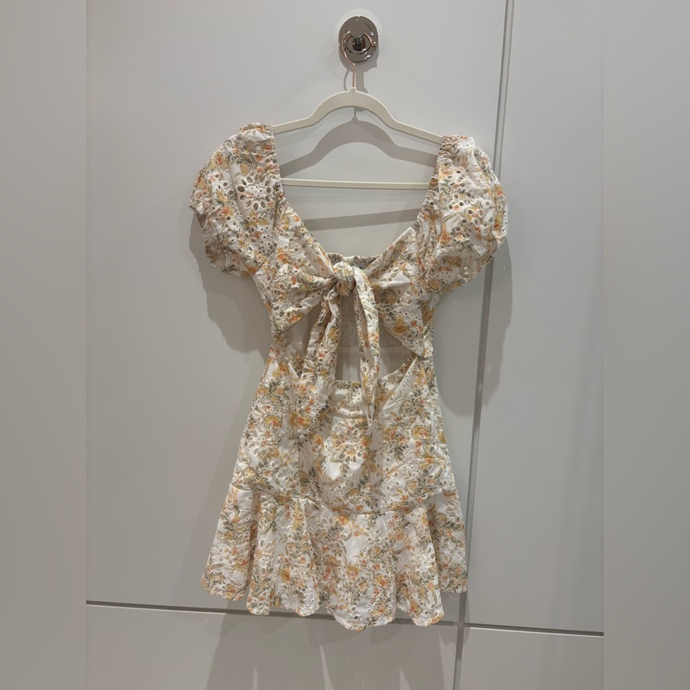 En Saison Floral Tie-Front Mini Dress - Picture 7 of 10